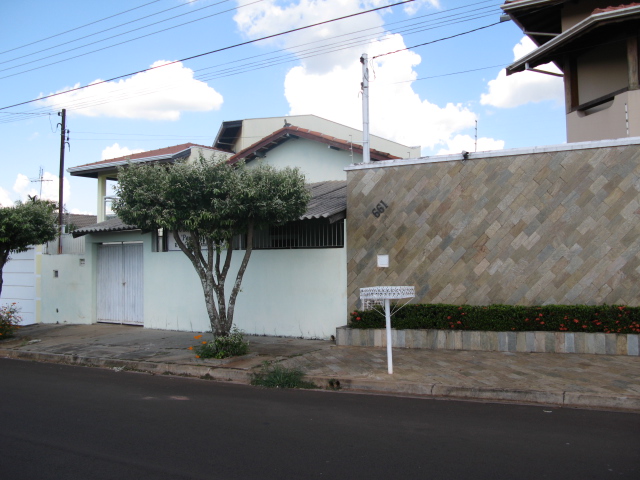 Casa à Venda no bairro Jardim Nova Bocaina em Bocaina imagem 2