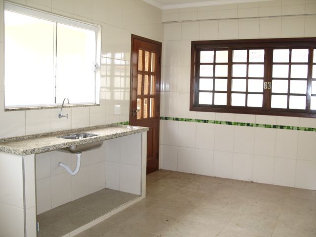 Casa à Venda no bairro Condomínio Flamboyant em Jaú imagem 3