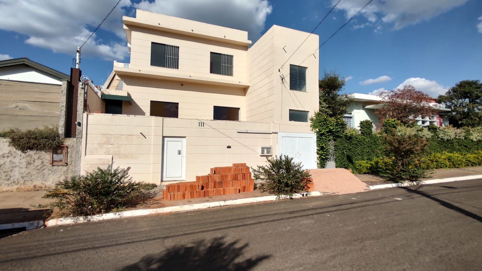 Casa à Venda no bairro Vila Brasil em Jaú imagem 0