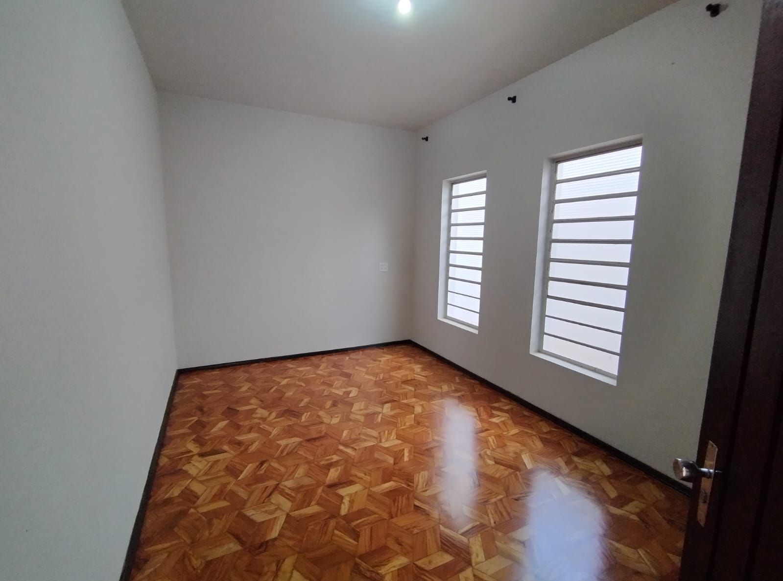 Casa à Venda no bairro Vila Ivan em Jaú imagem 3