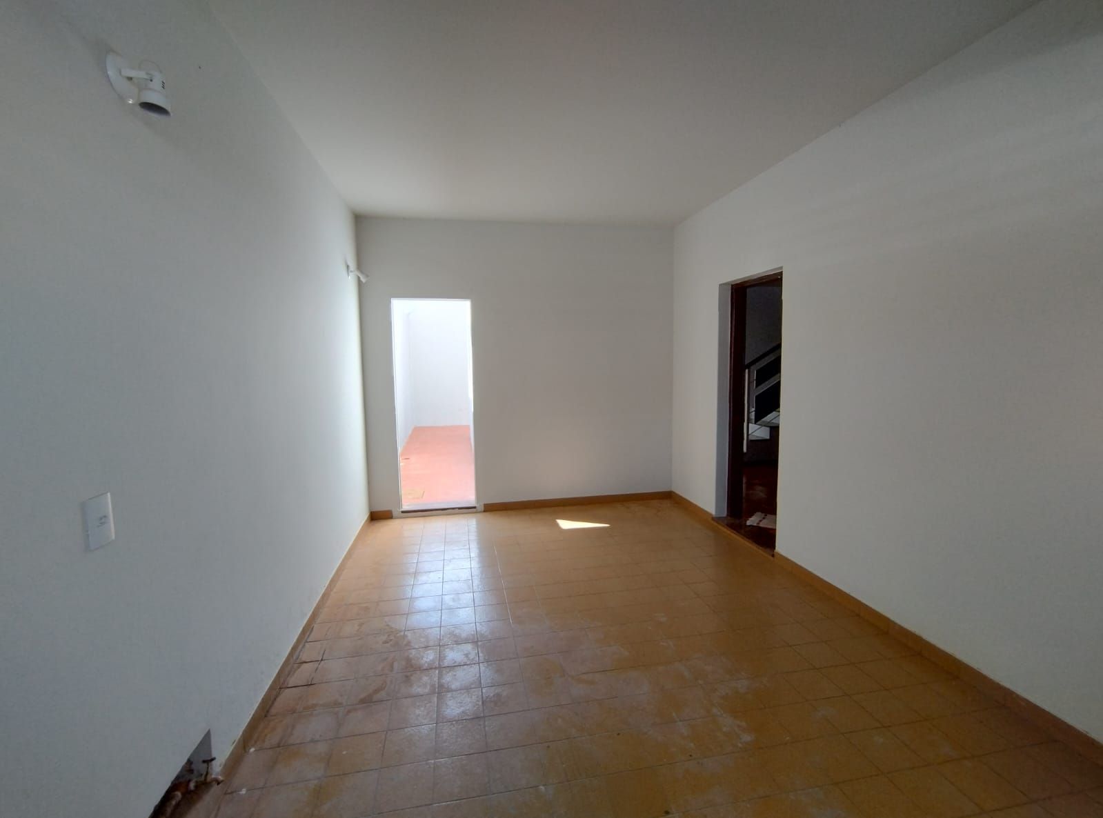 Casa à Venda no bairro Vila Ivan em Jaú imagem 2