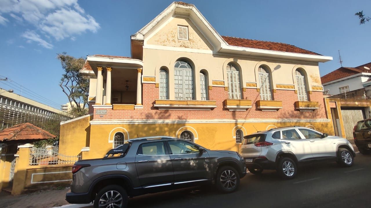 Casa à Venda no bairro Centro em Jaú imagem 1