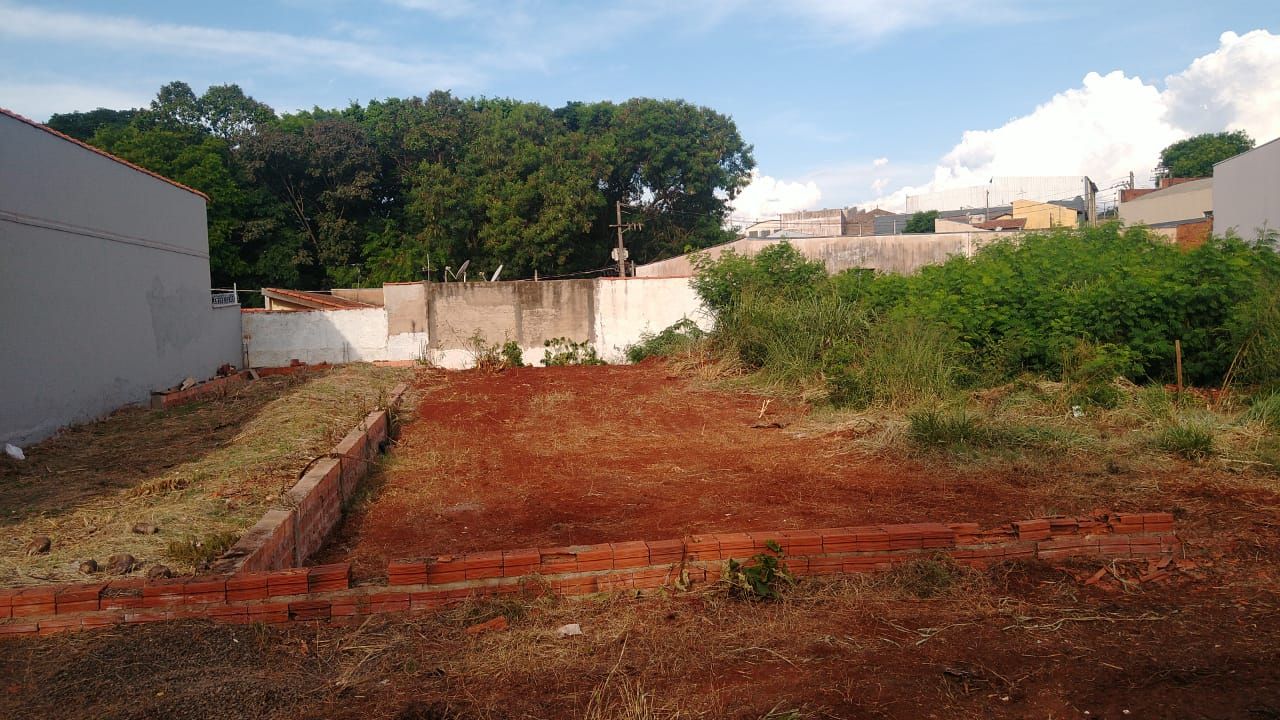 Terreno à Venda no bairro Chácara Flora em Jaú imagem 0