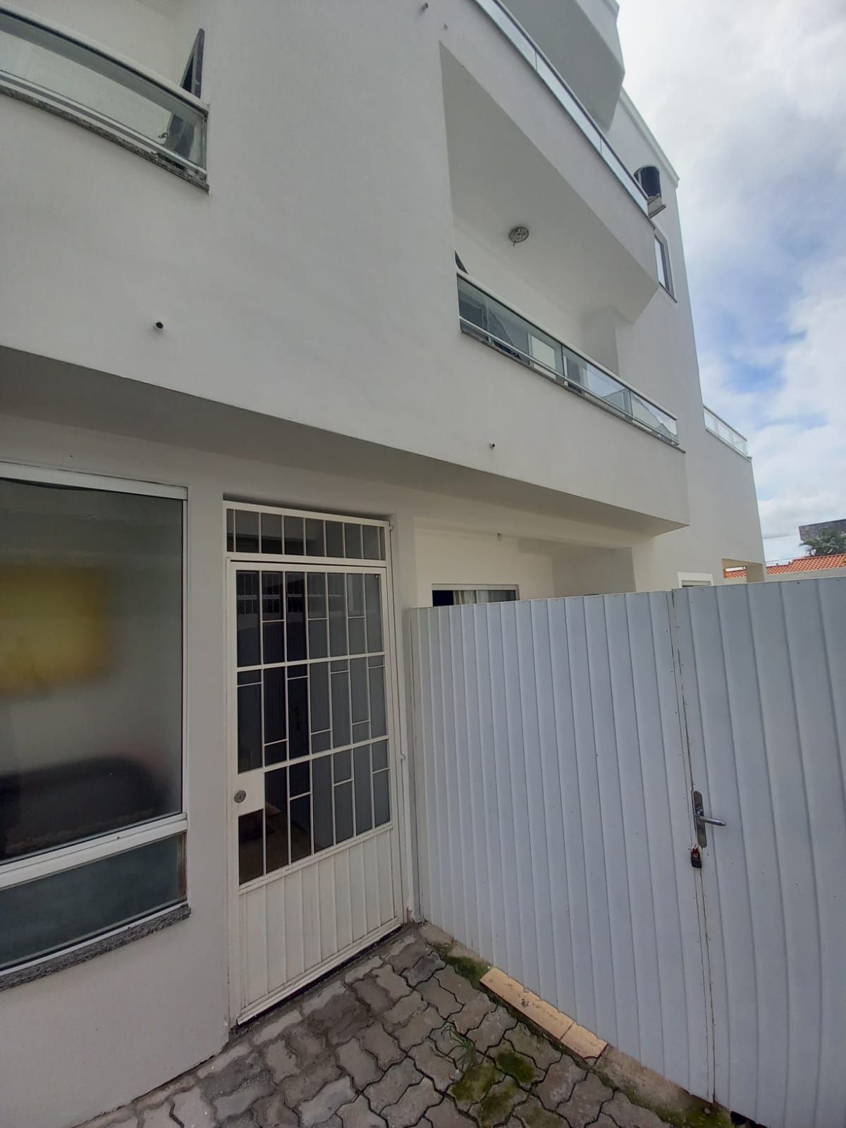 Apartamento à Venda no bairro BAIRRO INGLESES DO RIO VERMELHO em FLORIANÓPOLIS imagem 2