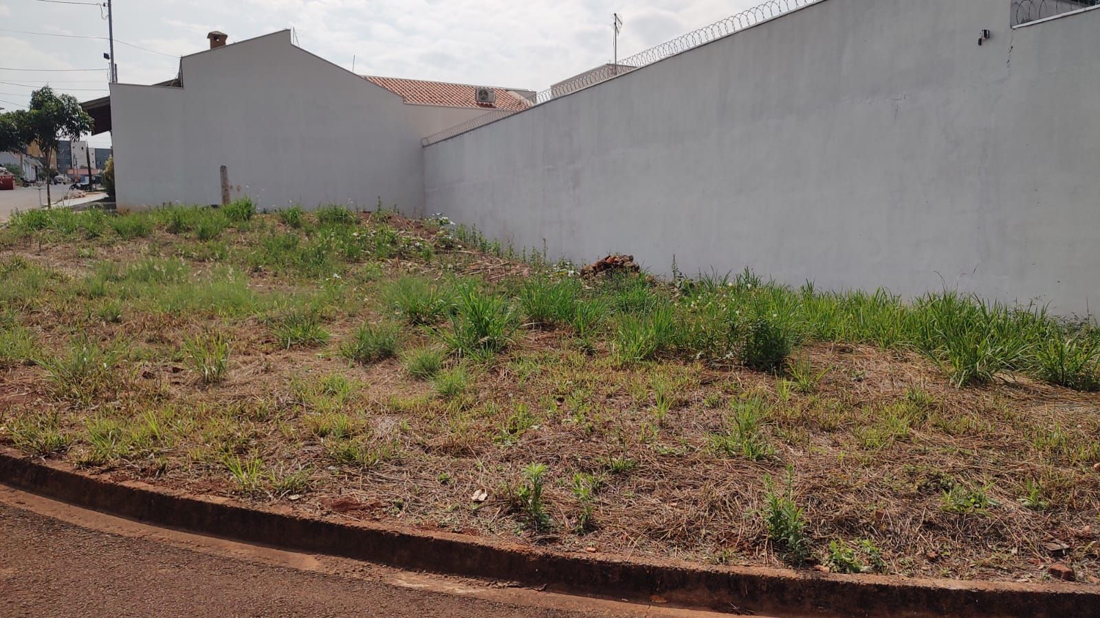 Terreno à Venda no bairro Loteamento Suzana Ferraz em Jaú imagem 1