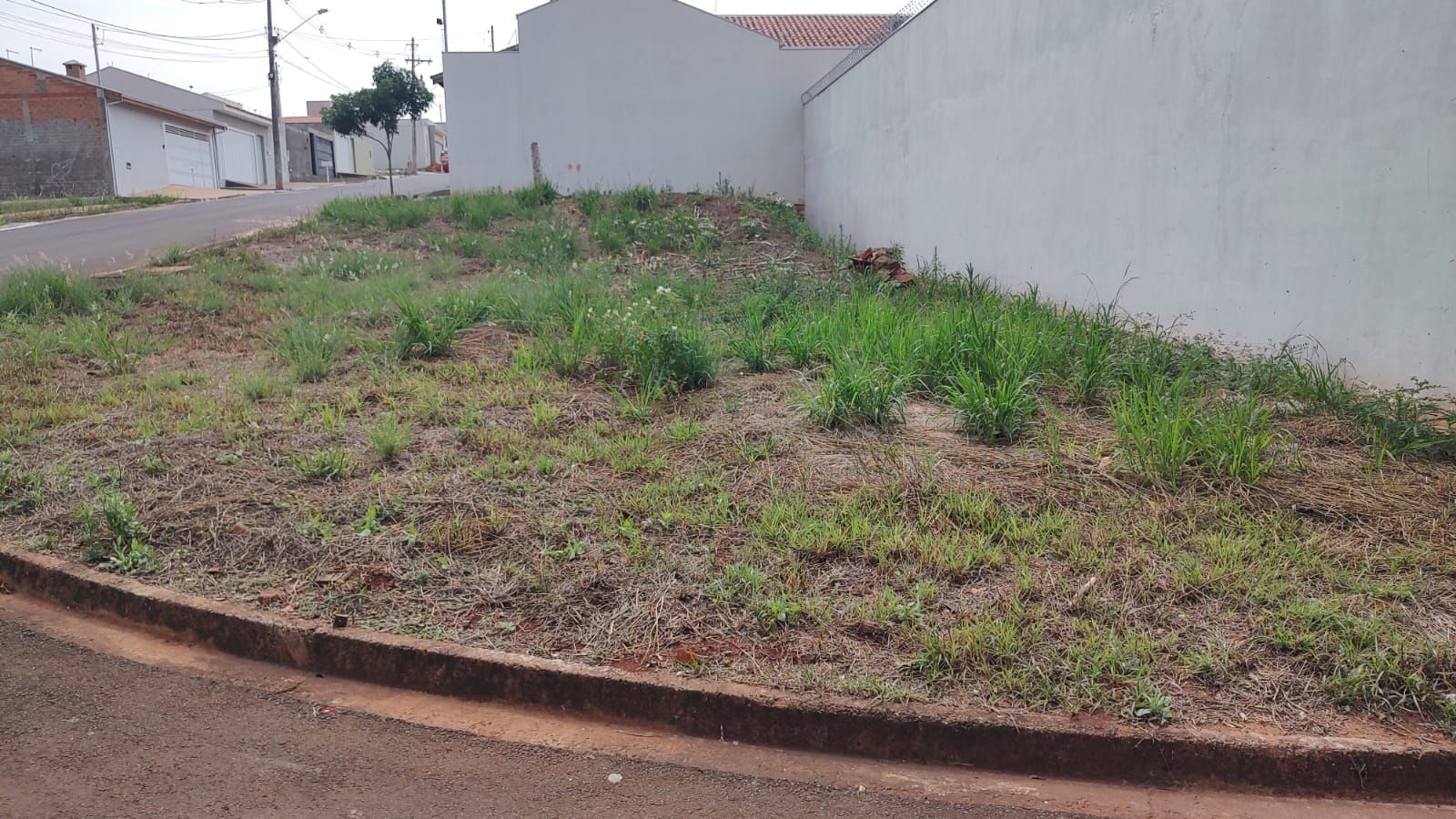 Terreno à Venda no bairro Loteamento Suzana Ferraz em Jaú imagem 2