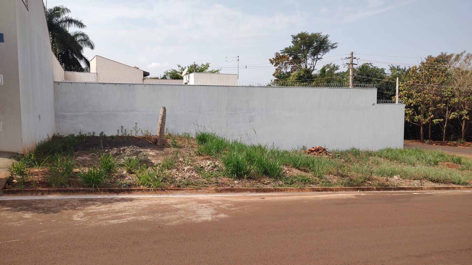 Terreno à Venda no bairro Loteamento Suzana Ferraz em Jaú imagem 0