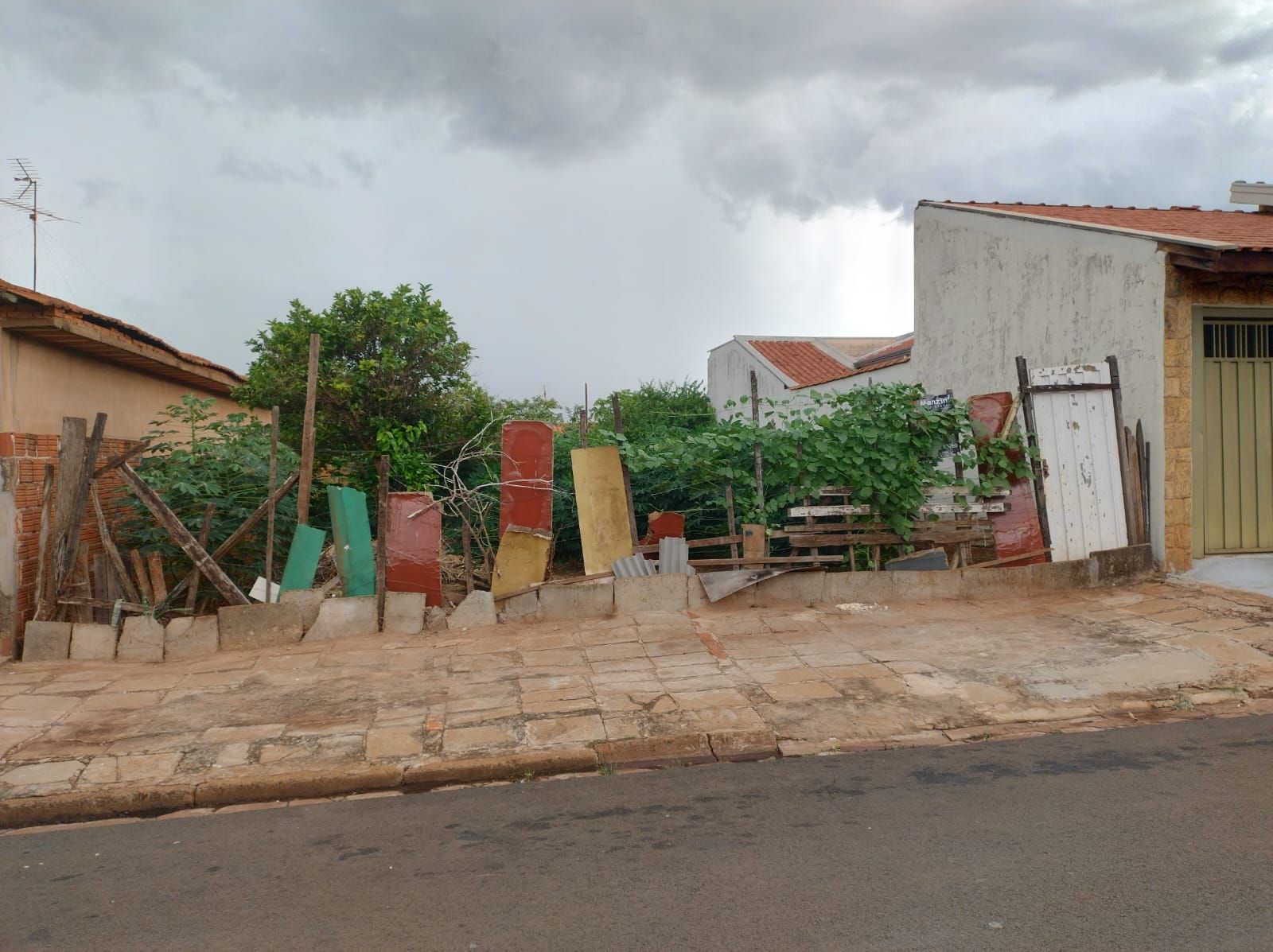 Terreno à Venda no bairro Jardim Carolina em Jaú imagem 0