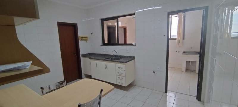 Apartamento à Venda no bairro Centro em Jaú imagem 11