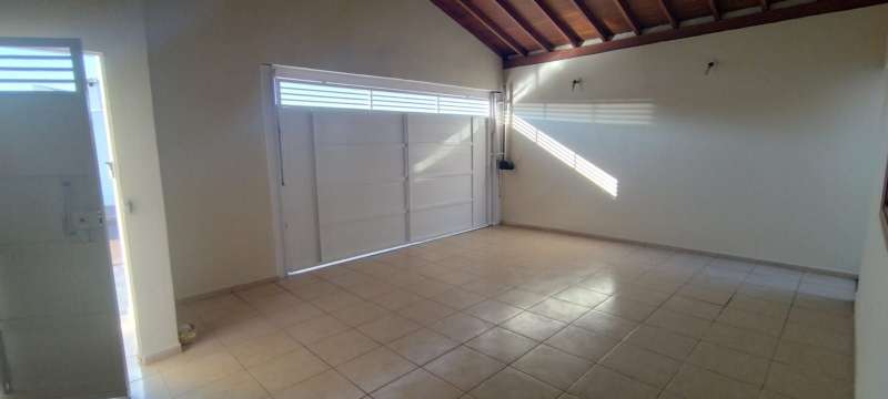 Casa à Venda no bairro Jardim Dona Emília em Jaú imagem 1