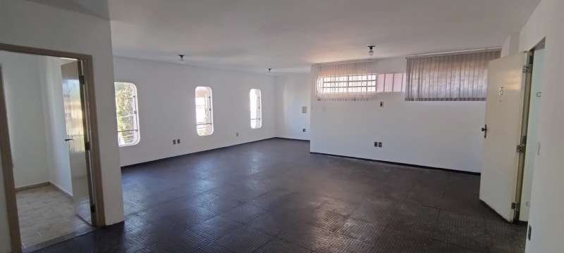 Comercial à Venda no bairro Centro em Jaú imagem 10