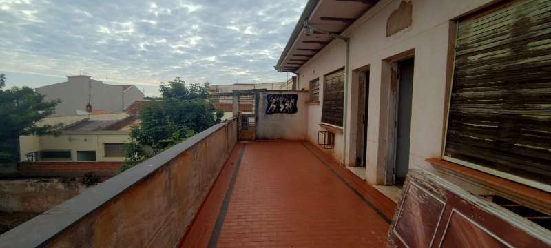 Casa à Venda no bairro Centro em Bariri imagem 4
