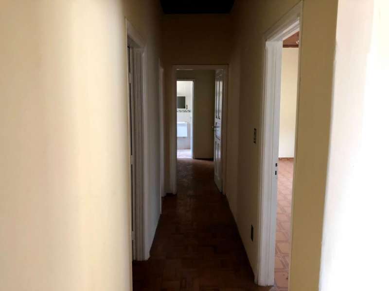 Casa à Venda no bairro Centro em Jaú imagem 2