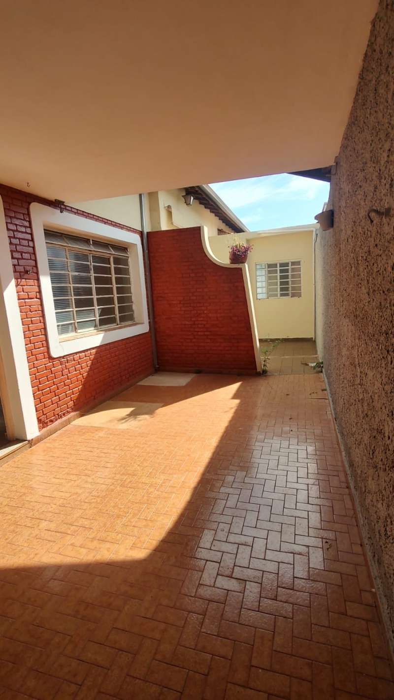 Casa à Venda no bairro Centro em Jaú imagem 1