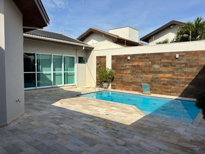 Casa à Venda no bairro Jardim Alvorada II em Jaú imagem 1
